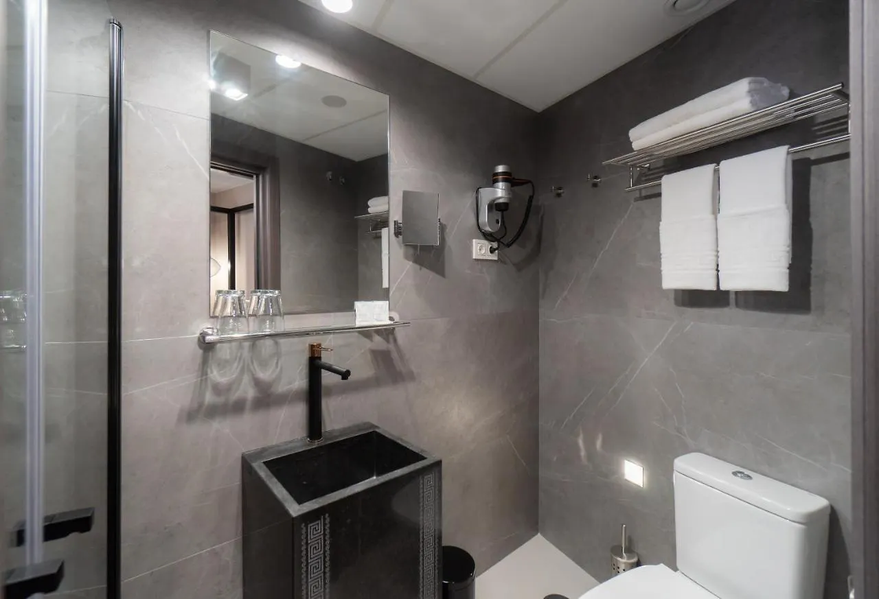 Hotel Perla Del Sur Torremolinos